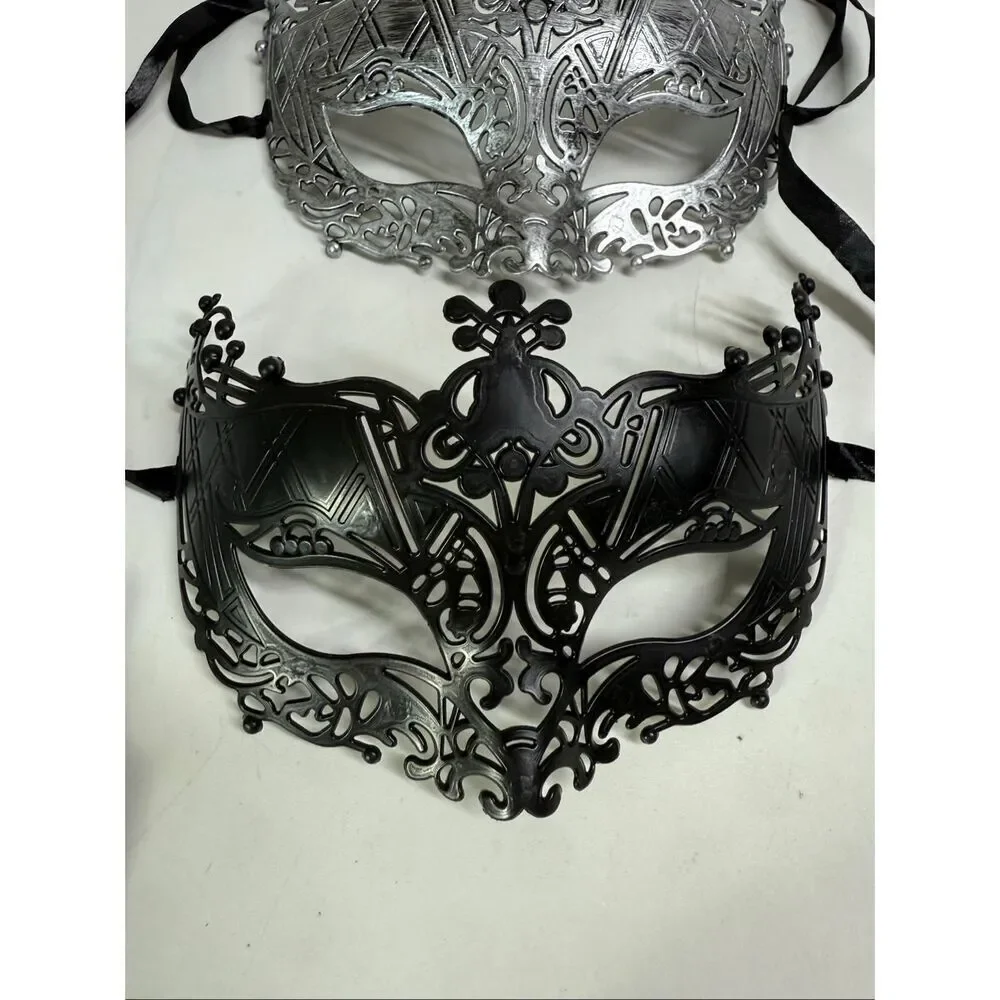3 pcsHis/Hers Couple Black Masquerade Ball Masks Half Face Vintage Plastic